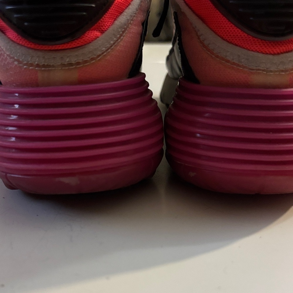 Nike Air Max 2090 Women’s Iced Lilac Fire Pink CK2612-500 size 7.5 *Flaws - Picture 5 of 9